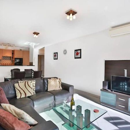 Charming Two-Bedroom Apartment With Balcony And Garage By The Marina Antibes Exterior foto
